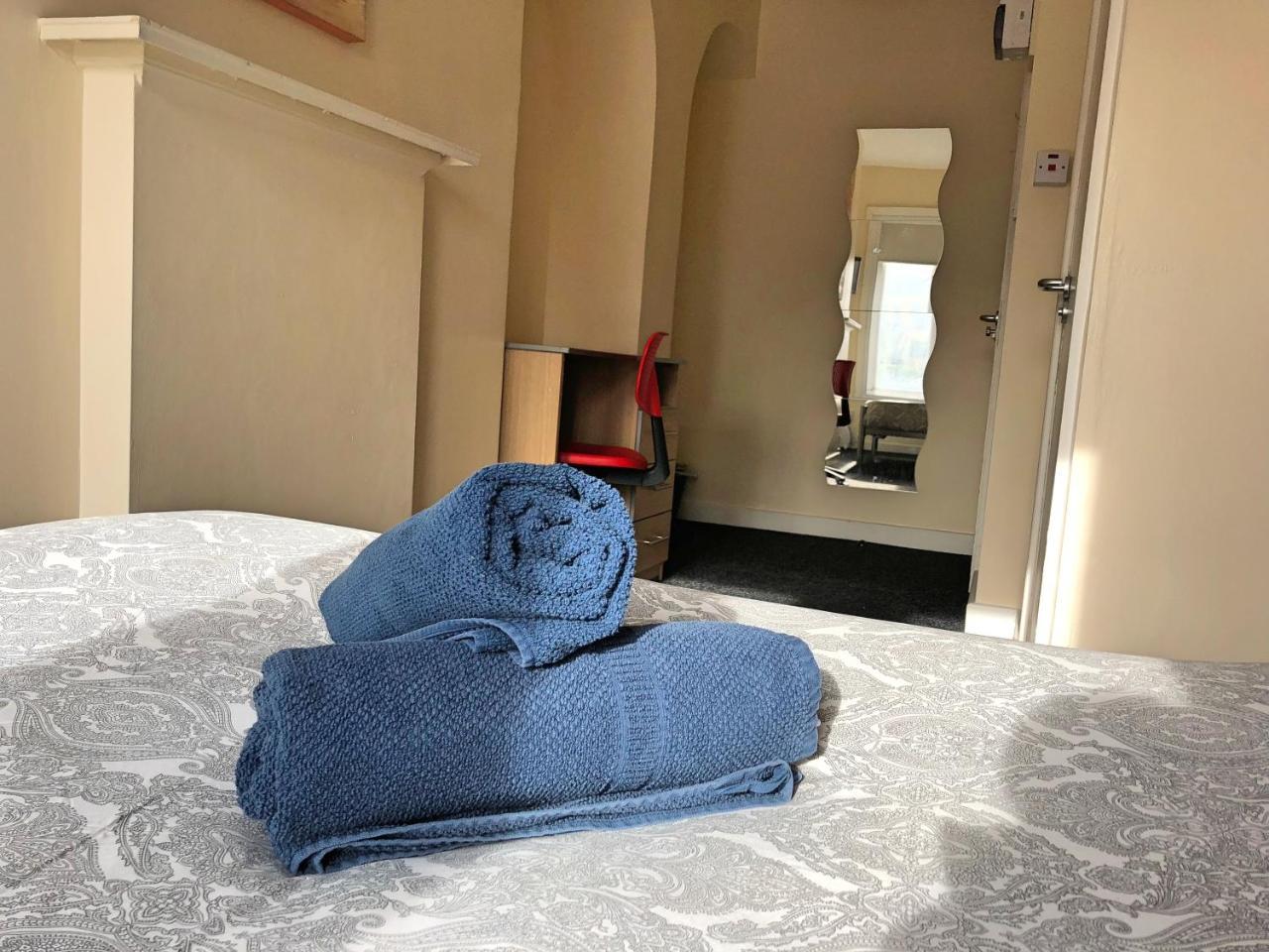 Harley Rooms - Private Double Rooms With Shower Шеффілд Екстер'єр фото